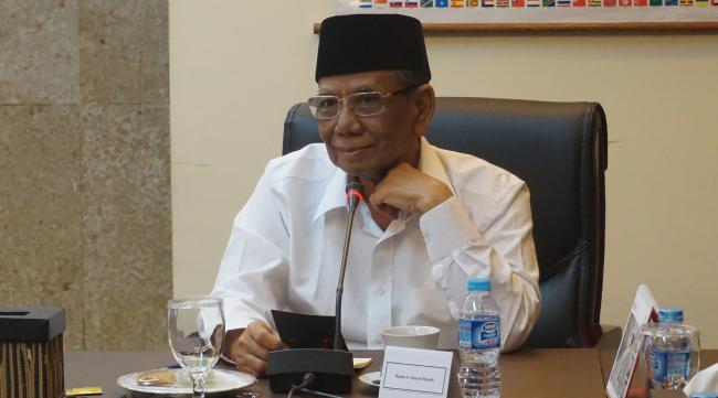 KH. Hasyim Muzadi: Dunia Islam Hadapi Perang Pemikiran